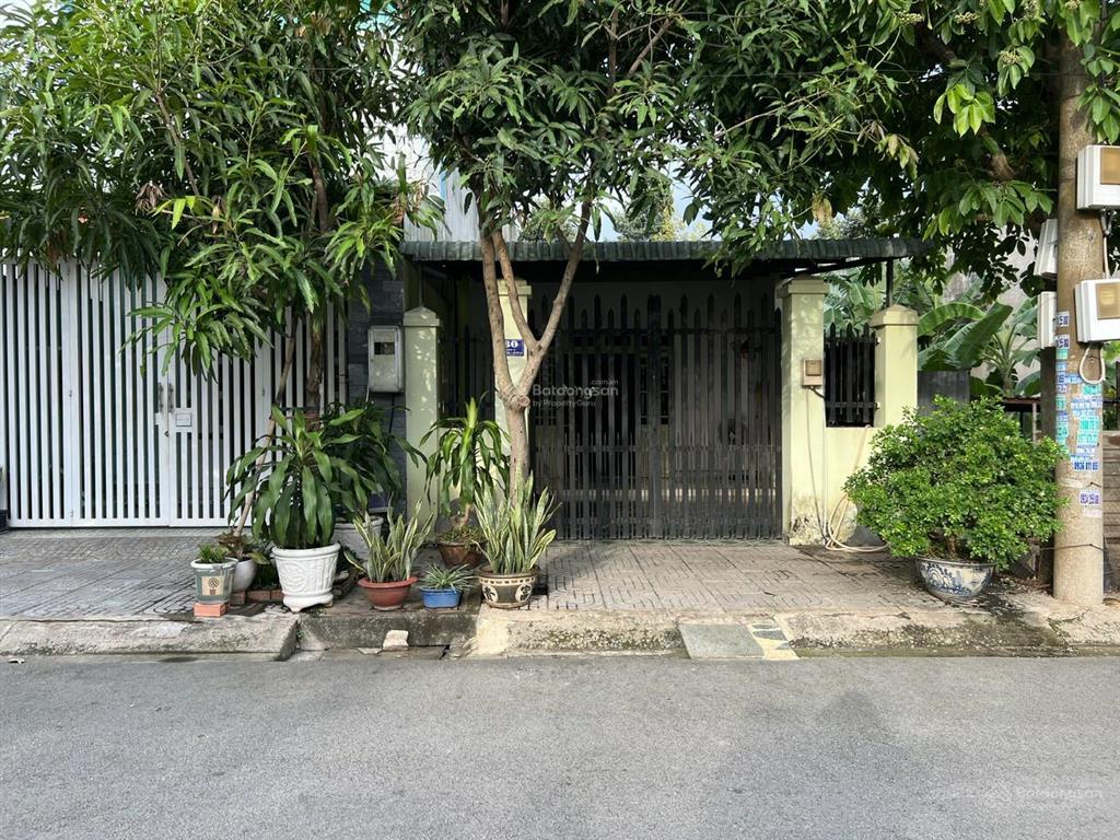 Bán nhà cấp 4 mt đường 7a khu phước thiện, 5x20m nhà cấp 4 ngay gần vinhomes quận 9.  0912 712 ***