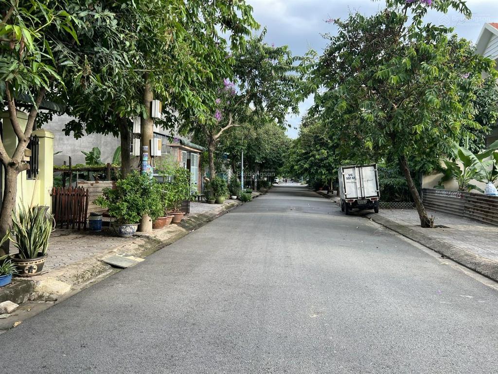 Bán nhà cấp 4 mt đường 7a khu phước thiện, 5x20m nhà cấp 4 ngay gần vinhomes quận 9.  0912 712 ***