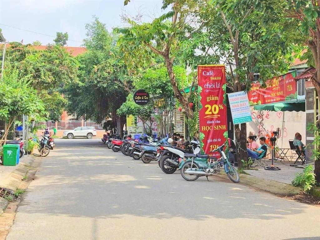 Mặt tiền 7a ngay trường học, đối diện vinhomes 100m2, vị trí đẹp giá tốt. 0912 712 ***