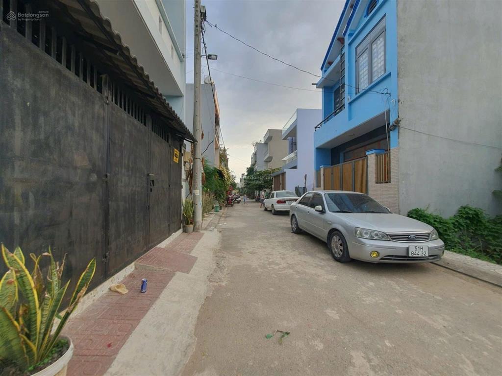 Bán đất tại đường số 6, quận 9, 4,99 tỷ, 140 m2, pháp lý đầy đủ, ngang 14x10m ngay vinhomes và vđ3