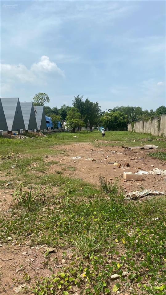 Đất mặt tiền  view sông  gần vinhomes grand park  q9  gần đền thờ tổ nsut