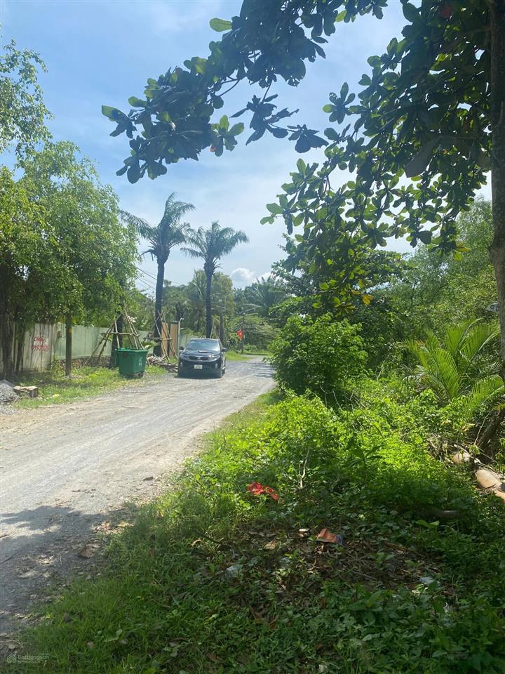 Đất mặt tiền  view sông  gần vinhomes grand park  q9  gần đền thờ tổ nsut