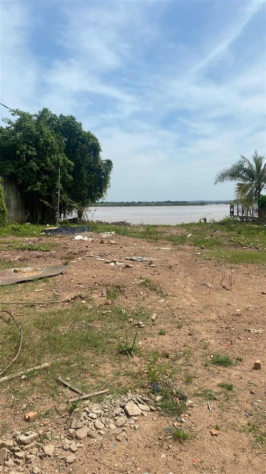 Đất mặt tiền  view sông  gần vinhomes grand park  q9  gần đền thờ tổ nsut