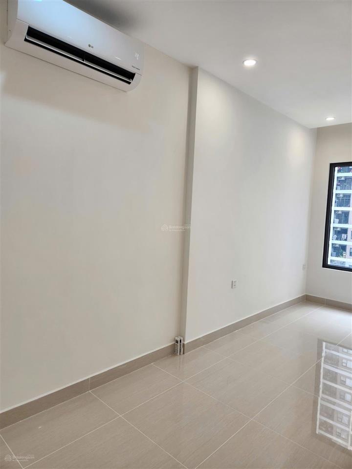 Căn studio s8.01 vinhomes grand park  giá chỉ 1.97 tỷ  view đẹp, sổ sẵn!