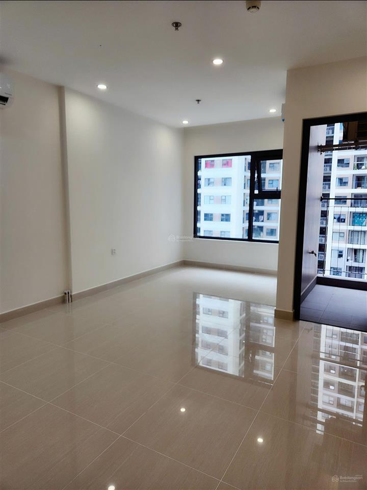 Căn studio s8.01 vinhomes grand park  giá chỉ 1.97 tỷ  view đẹp, sổ sẵn!