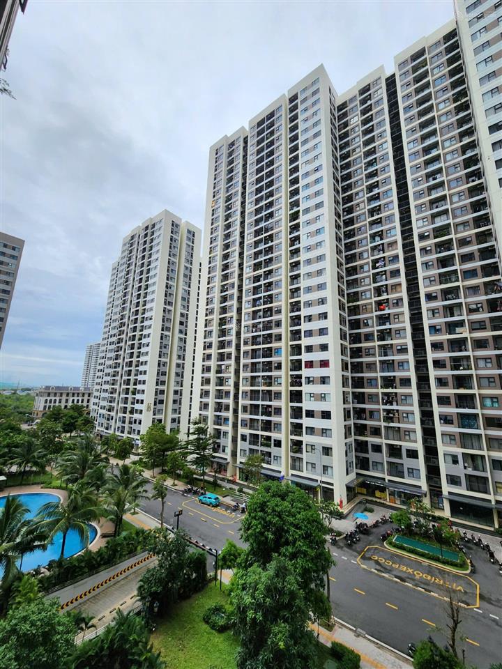 Căn studio s8.01 vinhomes grand park  giá chỉ 1.97 tỷ  view đẹp, sổ sẵn!