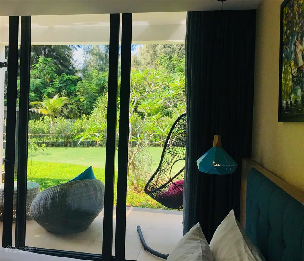 Chủ đi định cư, cần bán gấp duy nhất 1 căn góc 2 mặt tiền 375m2 dưới giá thị trường 30%