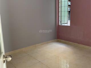 Bán căn hộ khu phan xích long 67m 2pn 1wc nhà trống 3ty5