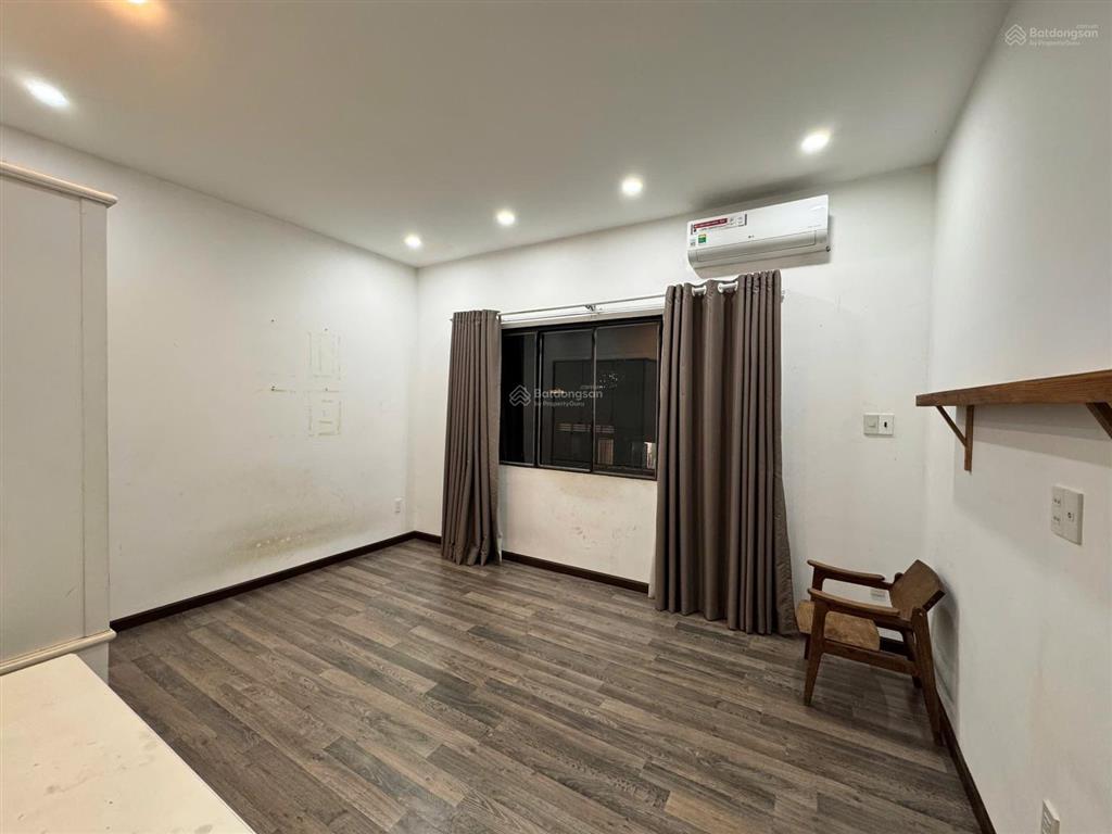 Bán căn hộ a4 phan xích long 49m2 1pn 1wc full nội thất giá 3tỷ3. sang hợp đồng thuê 9tr