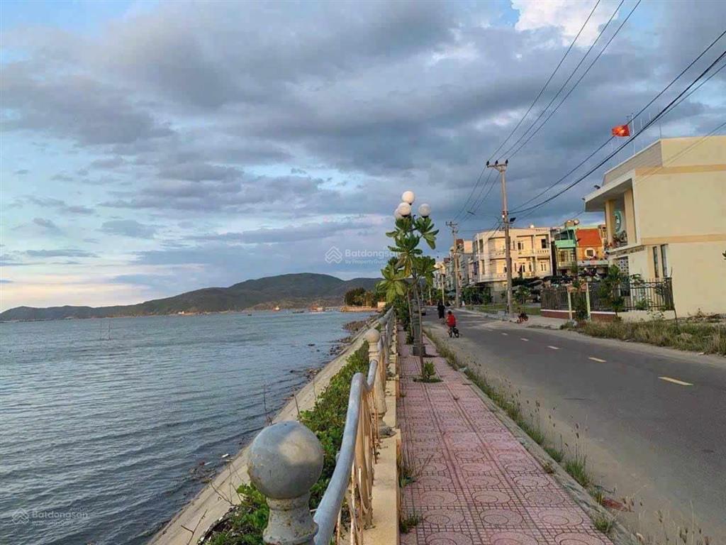 Bán đất view đầm thị nại đường đống đa 590m2  n30m, giá bán 59tỷ