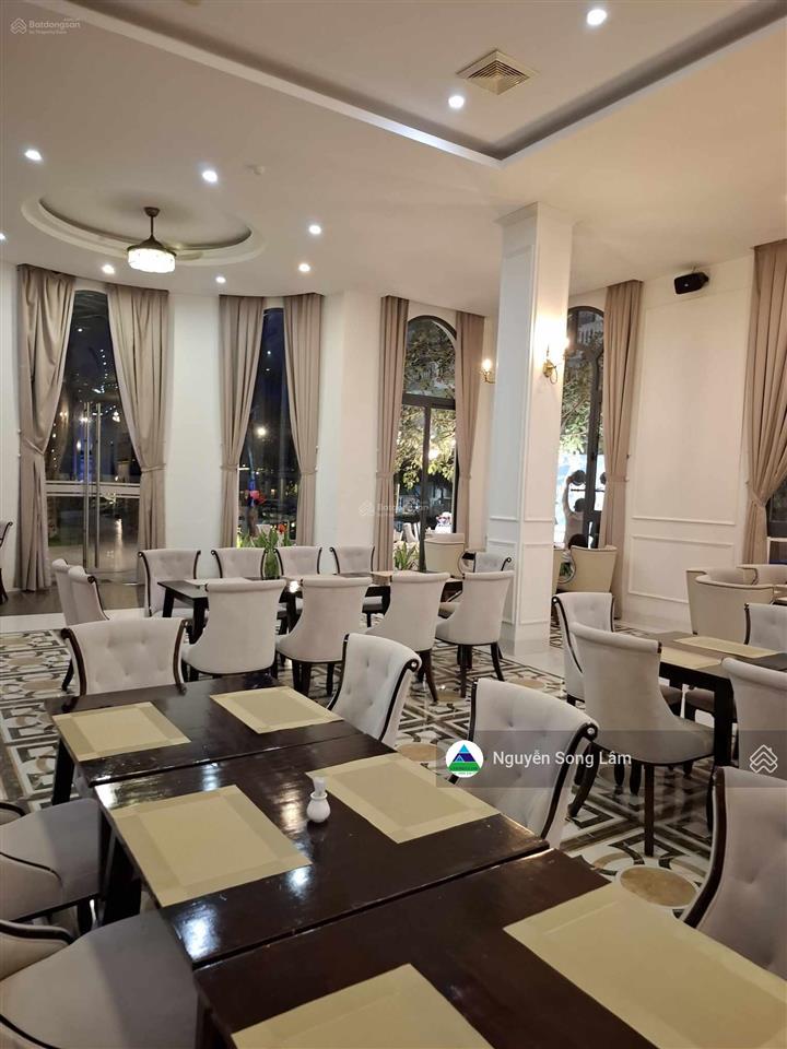 Chủ định cư nơi xa cần sang nhượng resort view biển quy nhơn sông cầu, cách tp quy nhơn 15 km