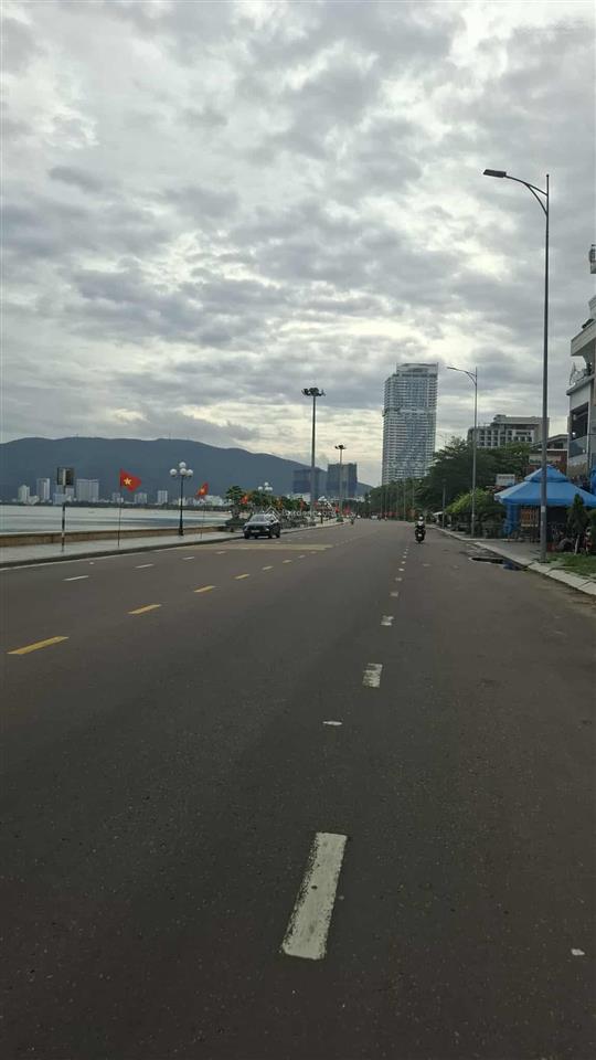 Bán đất lô góc 2 mặt tiền 1052m cách đường an dương vương 50m,cách mặt biển 50m