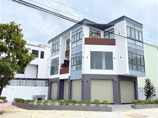 Cho thuê nhà nguyên căn góc 2 mặt tiền đường 27m và 18m kđt mỹ gia giá rẻ 30tr/tháng
