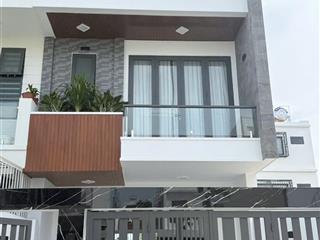 Bán nhà mới 3 tầng mới hoàn thiện full nội thất đường thông khu đô thị mỹ gia giá chỉ 7 tỷ 850.