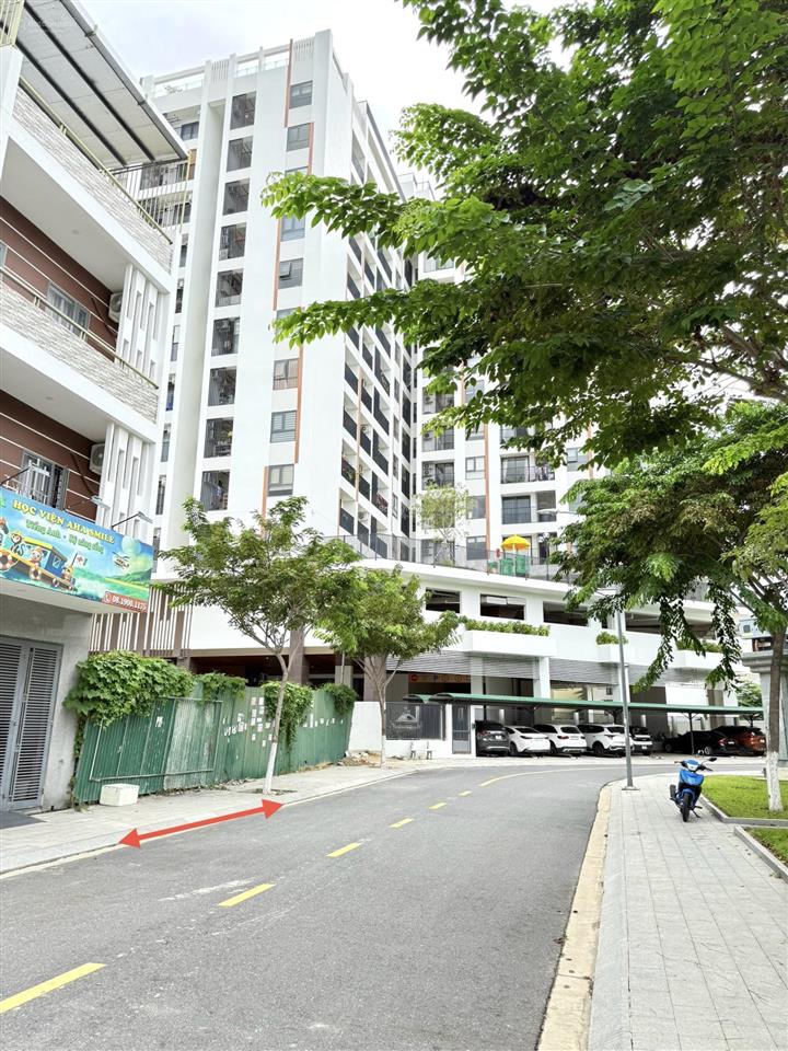 Bán lô đất đối diện công viên khu đô thị vcn phước long 1 cạnh chung cư ct2 giá rẻ 6,6 tỷ.