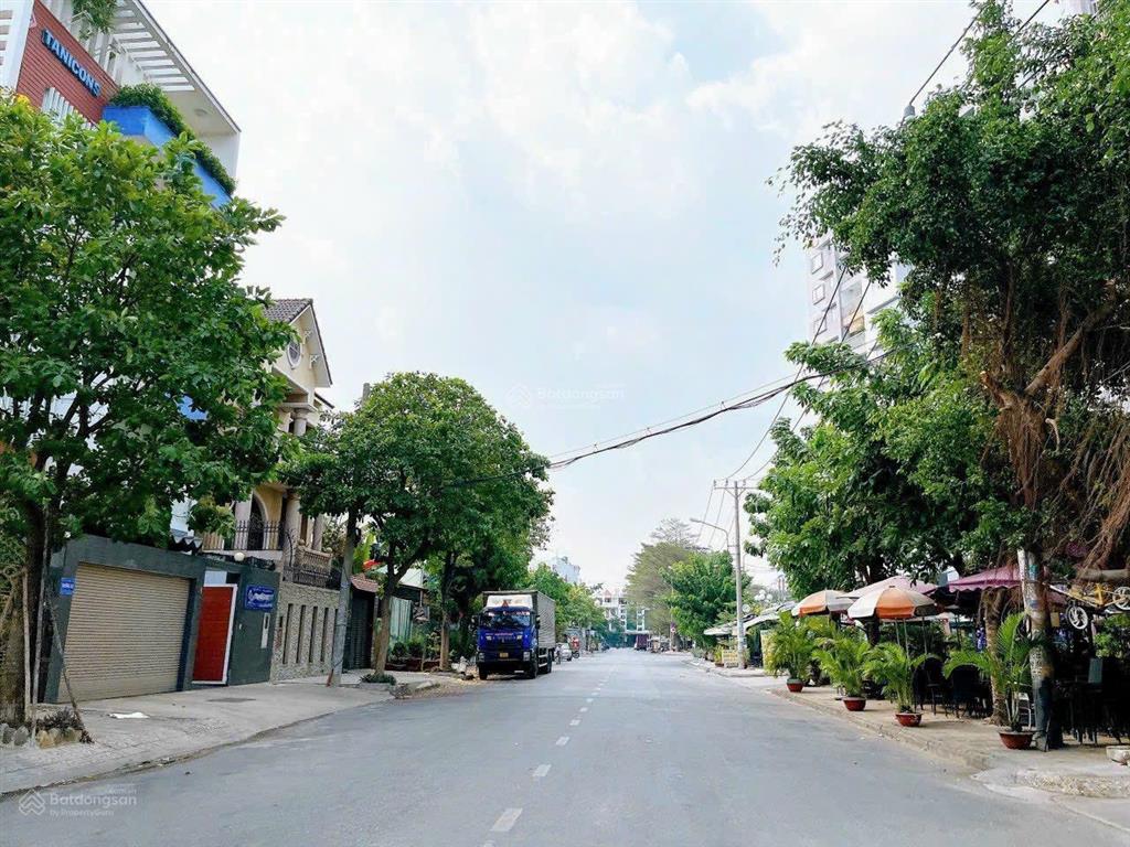 Hẻm nhựa 16m có lề đường tân sơn nhì 4x17m, đúc 4.5 tấm (9.7 tỷ). khu nhà giàu, dân trí văn minh