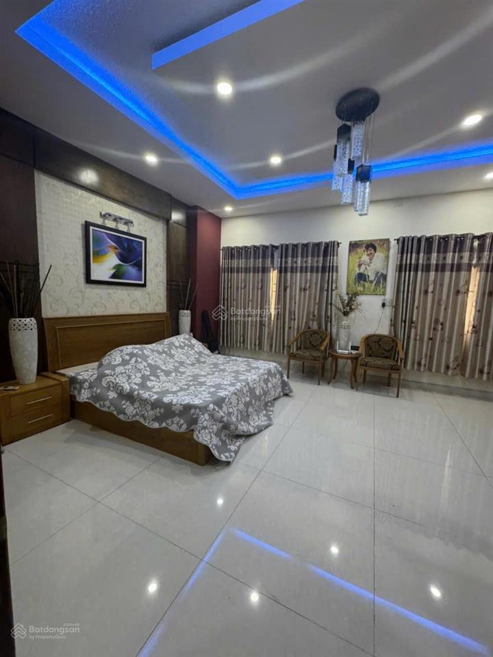 Hẻm nhựa 10m gò dầu ngay ngã 4 tân sơn nhì 6x18m, vuông đẹp, nhà 4 tầng mới, nội thất cao cấp