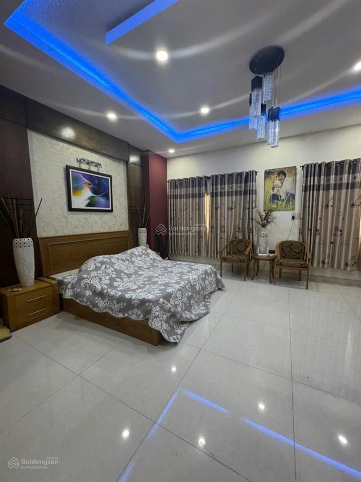 Hẻm nhựa 10m gò dầu ngay ngã 4 tân sơn nhì 6x18m, vuông đẹp, nhà 4 tầng mới, nội thất cao cấp