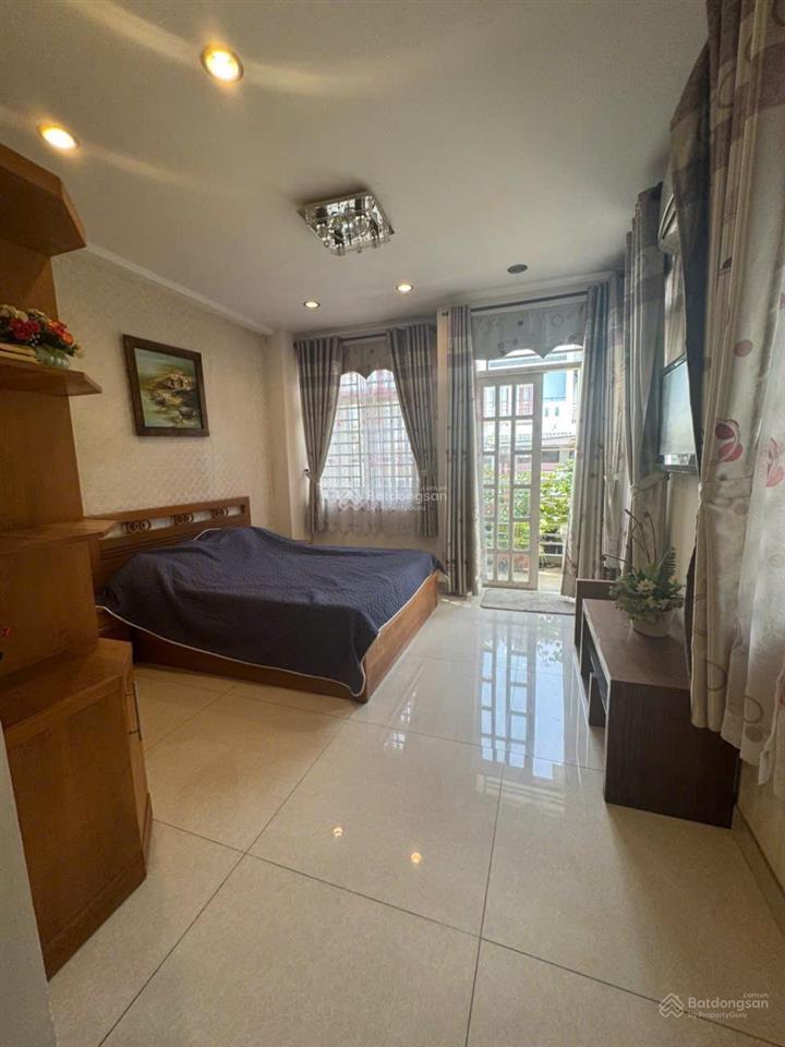 Hẻm nhựa 10m gò dầu ngay ngã 4 tân sơn nhì 6x18m, vuông đẹp, nhà 4 tầng mới, nội thất cao cấp