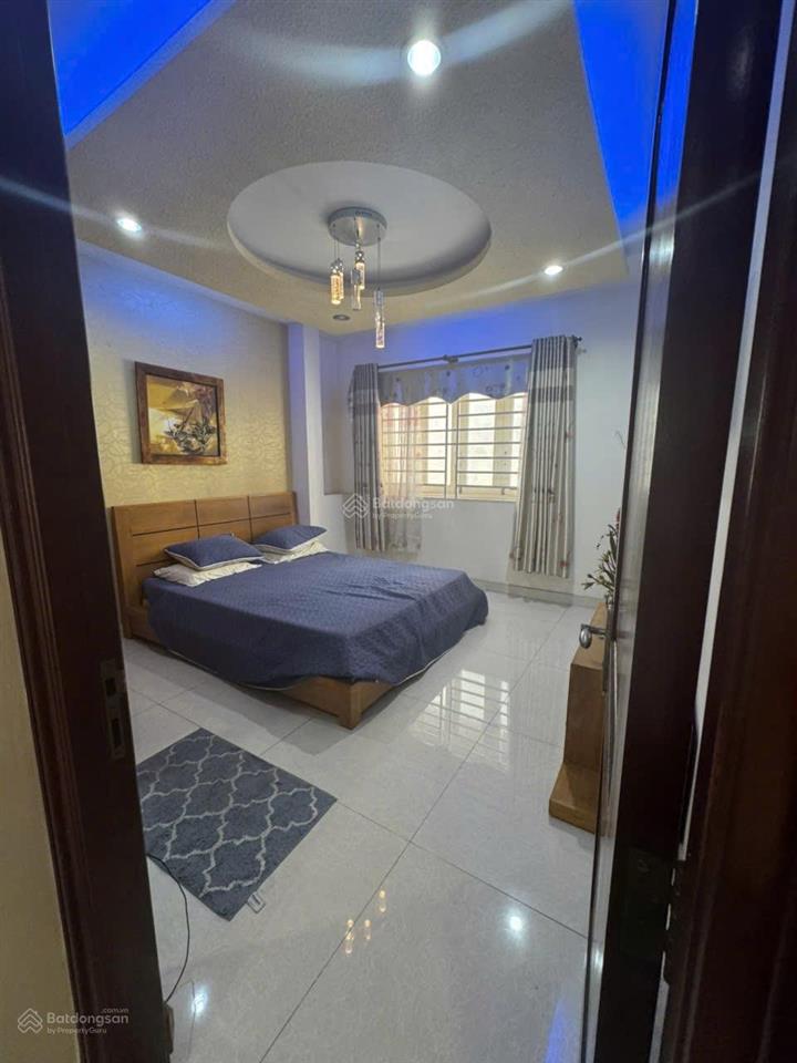 Hẻm nhựa 10m gò dầu ngay ngã 4 tân sơn nhì 6x18m, vuông đẹp, nhà 4 tầng mới, nội thất cao cấp