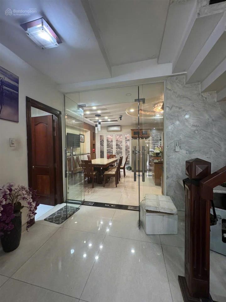 Hẻm nhựa 10m gò dầu ngay ngã 4 tân sơn nhì 6x18m, vuông đẹp, nhà 4 tầng mới, nội thất cao cấp