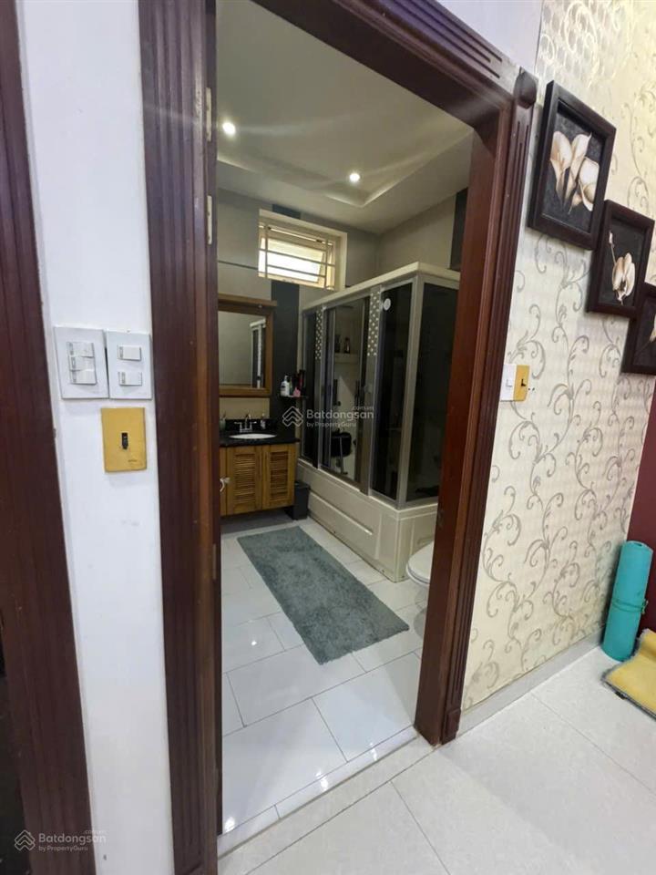 Hẻm nhựa 10m gò dầu ngay ngã 4 tân sơn nhì 6x18m, vuông đẹp, nhà 4 tầng mới, nội thất cao cấp