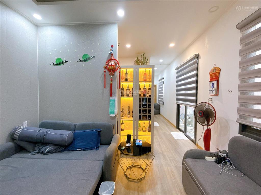 Hẻm 6m xe hơi ra vào đường gò dầu 5x18m, vuông vắn, nhà cấp 4 đẹp như hình. gần tân quý  aeon mall