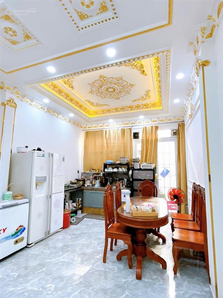 Khu vip hẻm 8m có công viên nội bộ phường tân sơn nhì 4x18m, nhà 1 trệt 2 lầu, sân thượng mới đẹp