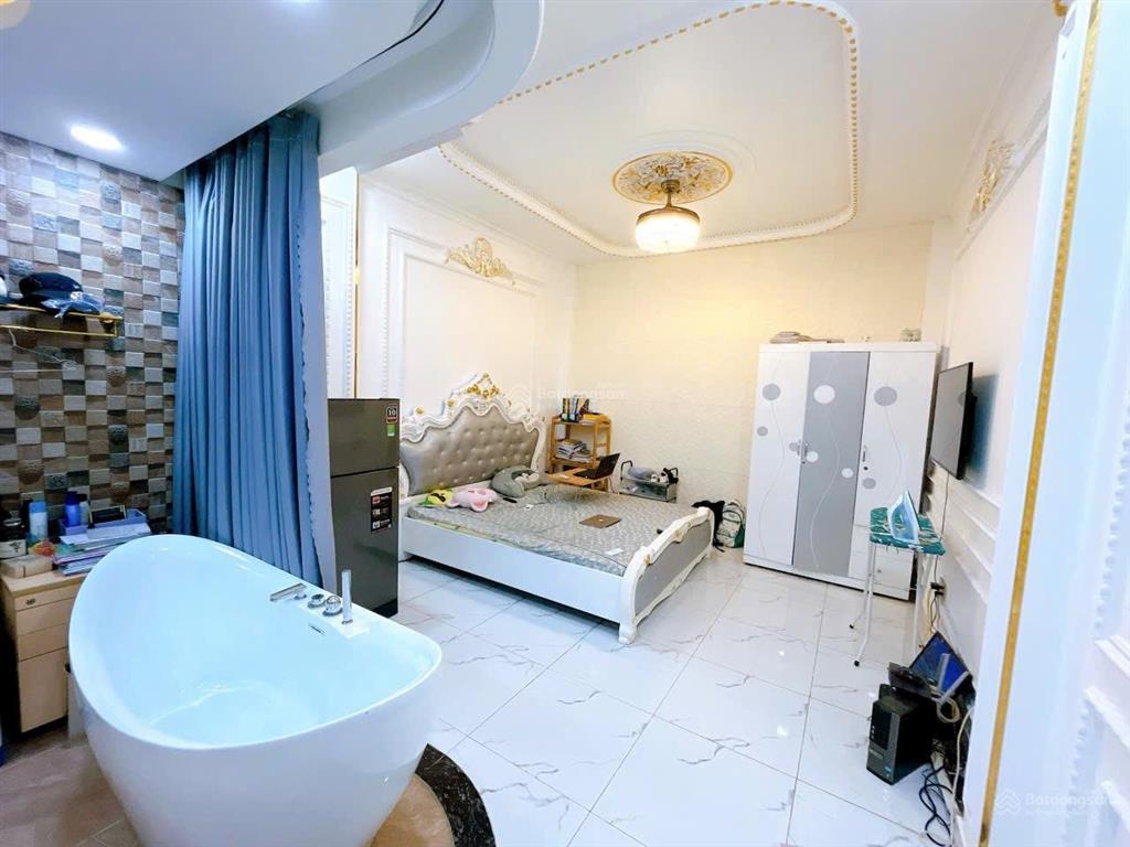 Khu vip hẻm 8m có công viên nội bộ phường tân sơn nhì 4x18m, nhà 1 trệt 2 lầu, sân thượng mới đẹp