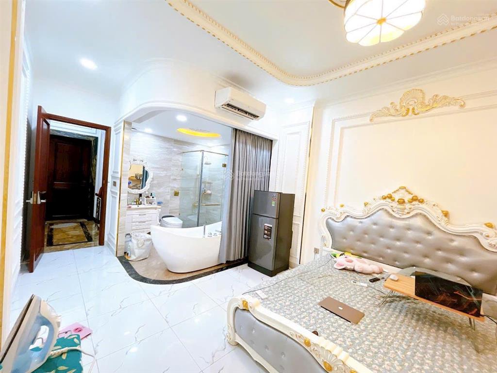 Khu vip hẻm 8m có công viên nội bộ phường tân sơn nhì 4x18m, nhà 1 trệt 2 lầu, sân thượng mới đẹp