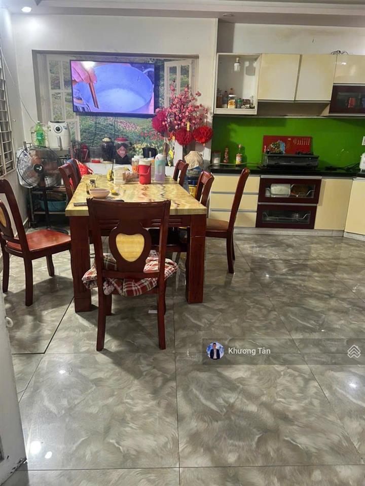 Hẻm 6m tân sơn nhì 4.5x13m, lửng 2 lầu kiên cố. khu an ninh, thoáng mát, hẻm thông ra trường chinh