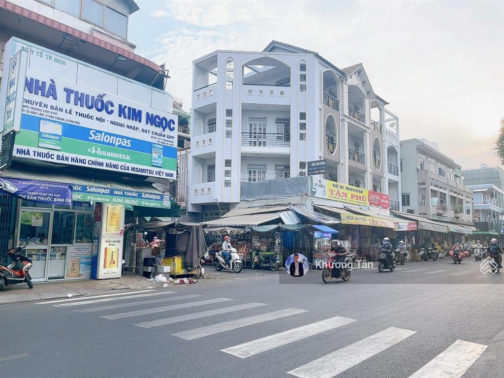 Mặt tiền độc lập 7.5x19m, 1 lầu đang có hđ thuê 35tr/th. vị trí đẹp, sầm uất, gần ngã 3 tân sơn nhì