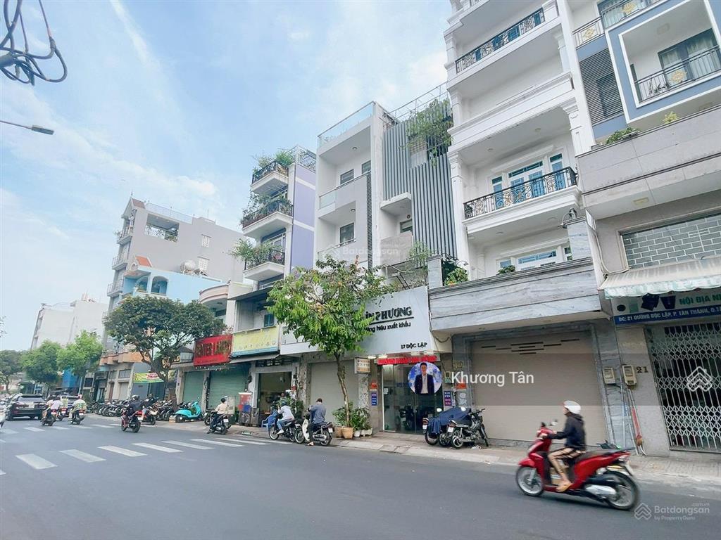 Mặt tiền độc lập 7.5x19m, 1 lầu đang có hđ thuê 35tr/th. vị trí đẹp, sầm uất, gần ngã 3 tân sơn nhì