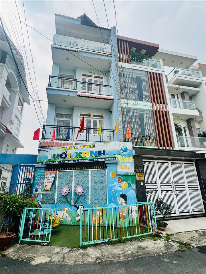 Gò dầu hẻm nhựa 8m có lề rộng, đối diện công viên nội bộ. dt 4.5x17m, vuông, nhà 4 tầng còn mới