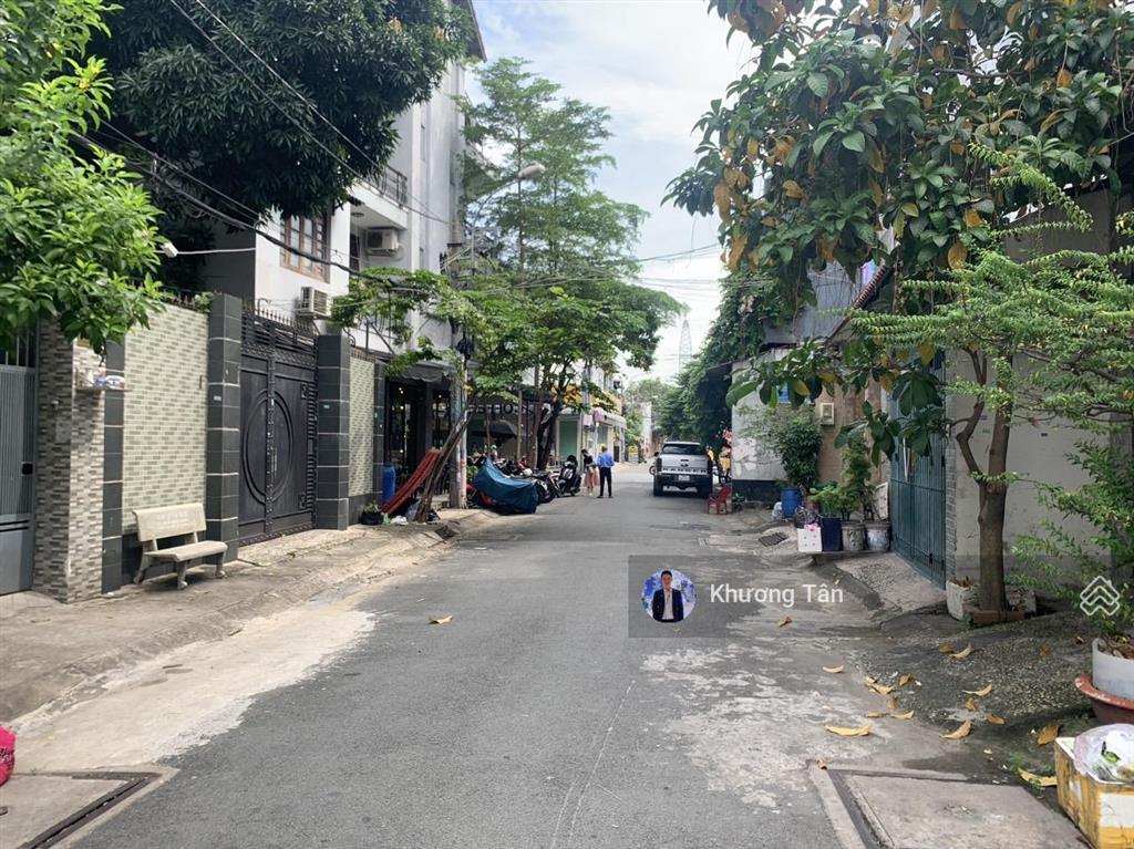 Mặt tiền nội bộ khu tân hương  độc lập. vị trí đẹp, đường nhựa 12m có lề rộng. dt 8x18m và 8x23m