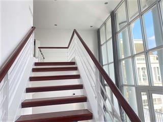 Bán căn hộ vip penthouse tòa p ciputra hà nội, 279m2 giá siêu hấp dẫn