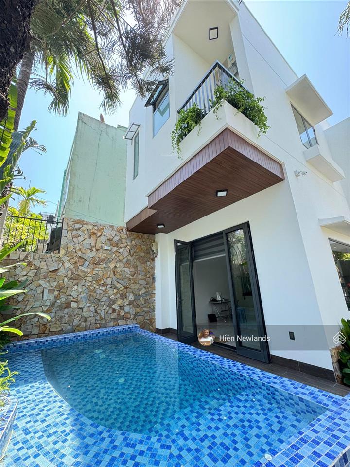 Bán căn biệt thự hồ bơi 2 mặt tiền đường hoá sơn ngay thăng long sát sông mát mẻ tt quận hải châu