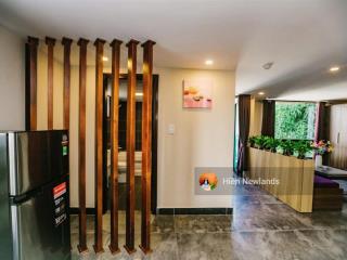 Bán tòa căn hộ 6 tầng 1 hầm 17p có hồ bơi đường mỹ đa đông 12 sát biển mỹ khê dòng tiền 120tr/th