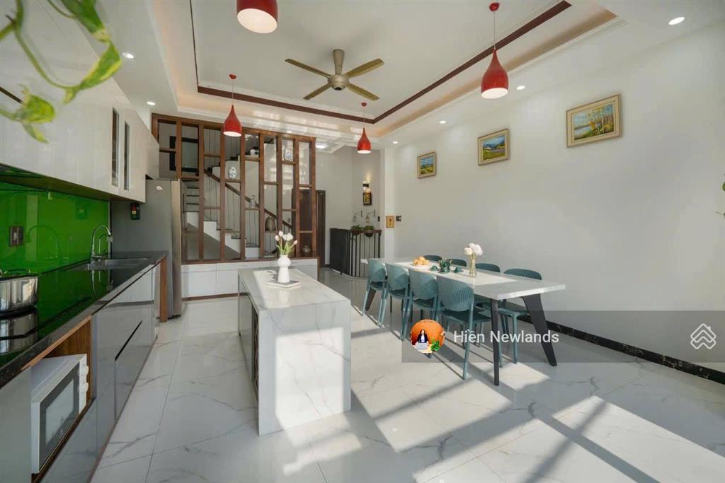 Bán nhà 4 tầng đối diện công viên mặt tiền đường an thượng 39 gần an thượng 34 giá 15 tỷ có tl