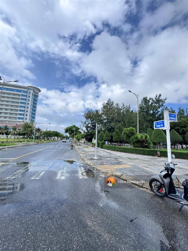Bán nhanh đất 2 mặt tiền đường phan tứ  dtđ 264m2 ngang 8m  gần biển mỹ khê sát khu an thượng