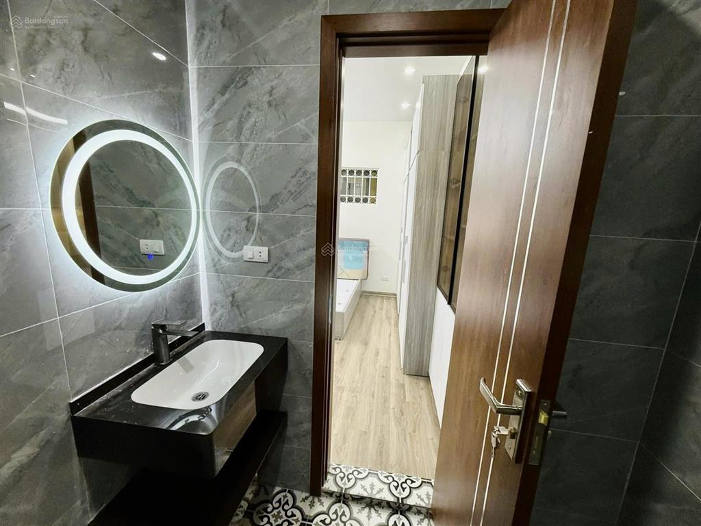 Chung cư ba hàng, 85m2, 3pn, 2wc, 282 lĩnh nam, full nội thất, 5.85 tỷ