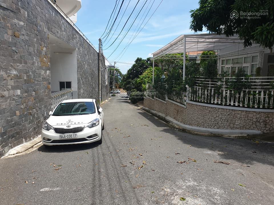 Cho thuê khu nhà lớn, tiện làm nhà trẻ, viện dưỡng lảo, homestay