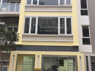 Cho thuê nhà lô góc khu đô thị a10 nam trung yên,diện tích 80m * 4 tầng,chia phòng,giá 45 triệu