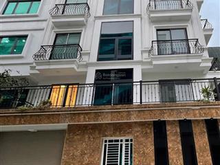 Cho thuê nhà khu phân lô đường thanh bình,đất 90m xây dựng 80m * 5 tầng,giá 30 triệu,có thang máy