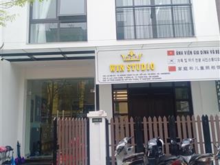 Cho thuê nhà khu đô thị hoàng thành mỗ lao,đất 95m xây dựng 70m * 5 tầng,thông sàn,giá 37 triệu