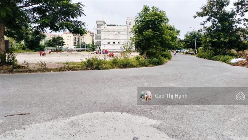 375m2 đất biệt thự cựu viên, kiến an  đối diện quảng trường  ngang 17,60m