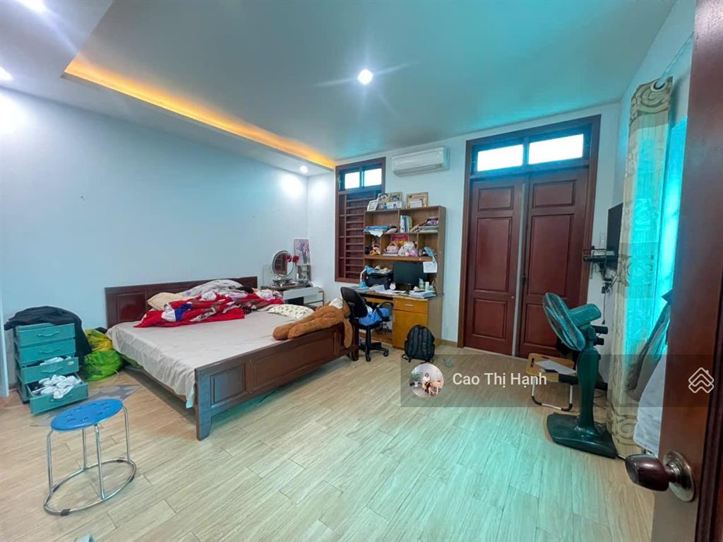 Nhà 4 tầng mặt đường 5m gần goldenpoint  52,68m2