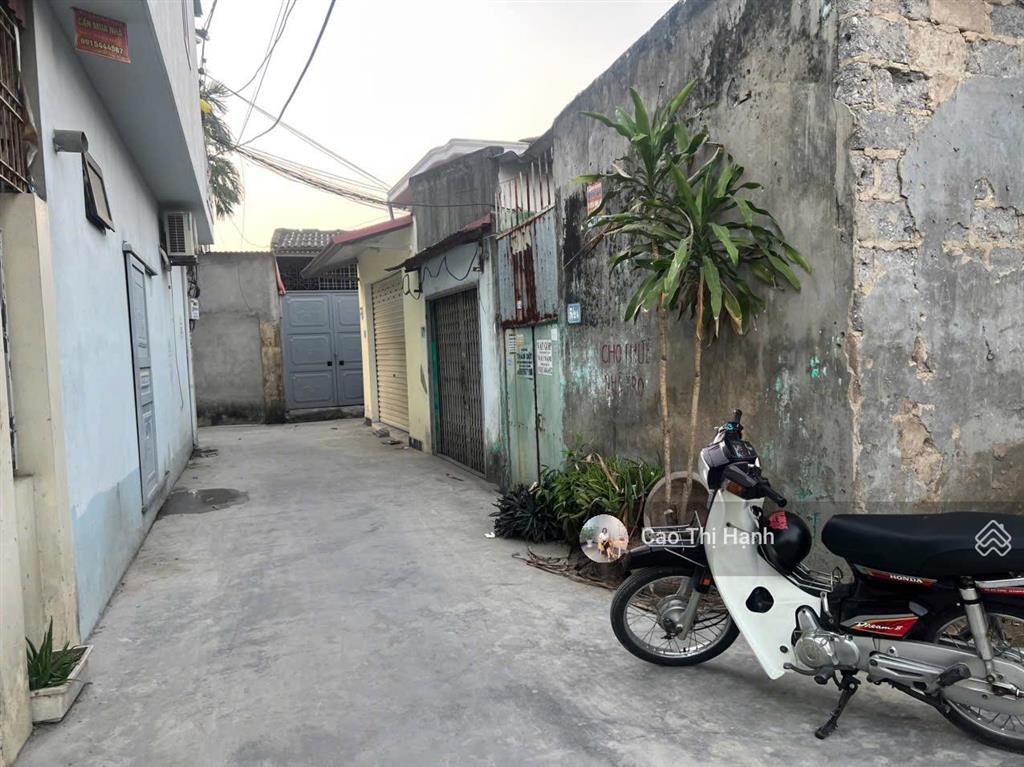 64m2 nhà xây mới độc lập 3,5 tầng ngay ngã 6 quán trữ  ngõ gần 4m