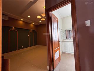 Bán nhà hẻm 5m đường nguyễn trãi, quận 5. dt  4x16m. 1 lầu. giá 11.2 tỷ