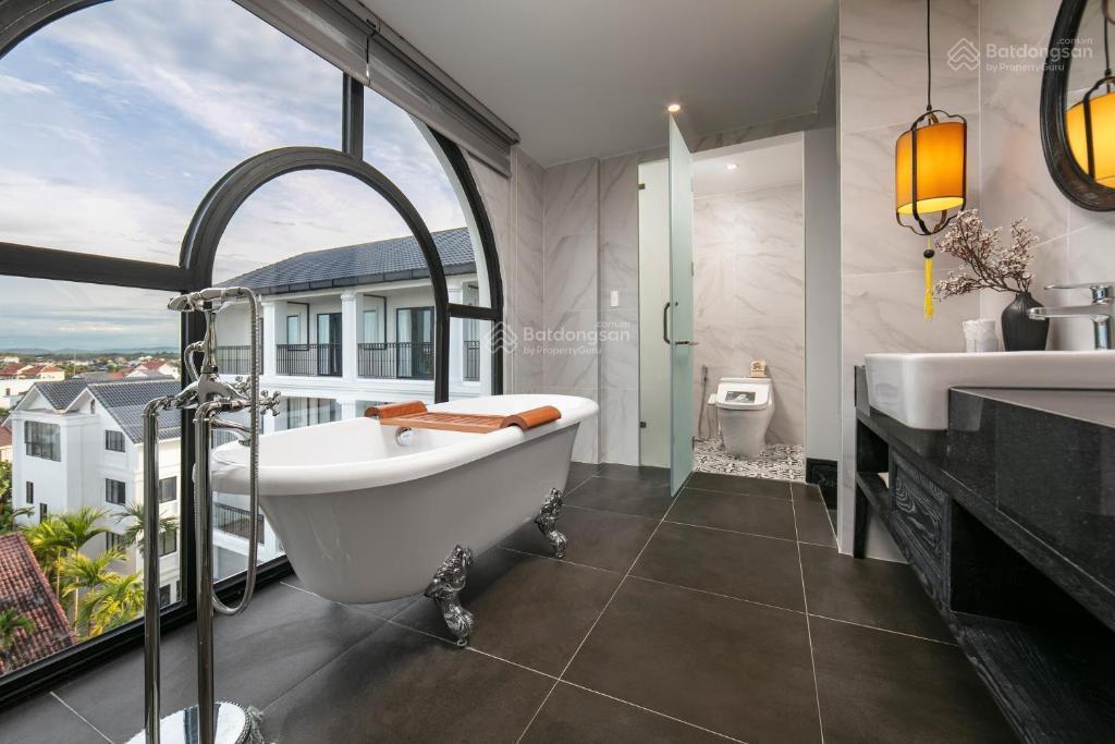 Bán boutique resort view lúa  cẩm thanh, hội an 2000m2 30 phòng doanh thu 1 tỷ/ tháng